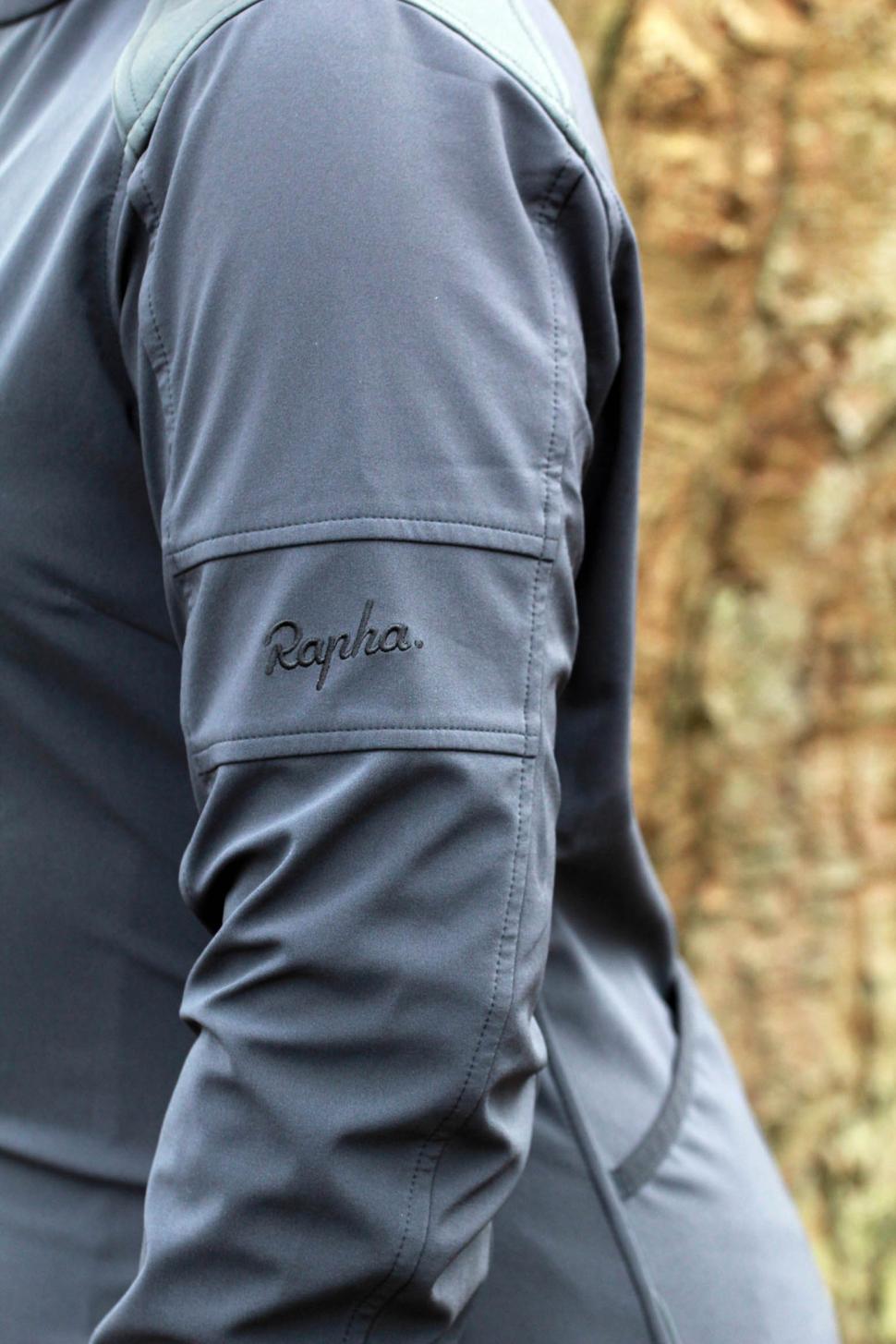 Review: Rapha Women's Classic Soft Shell Jacket | road.cc